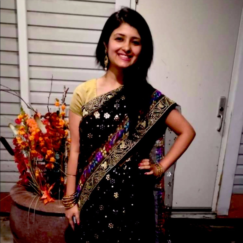 Ladies Designer Net saree - Picture 2 of 4